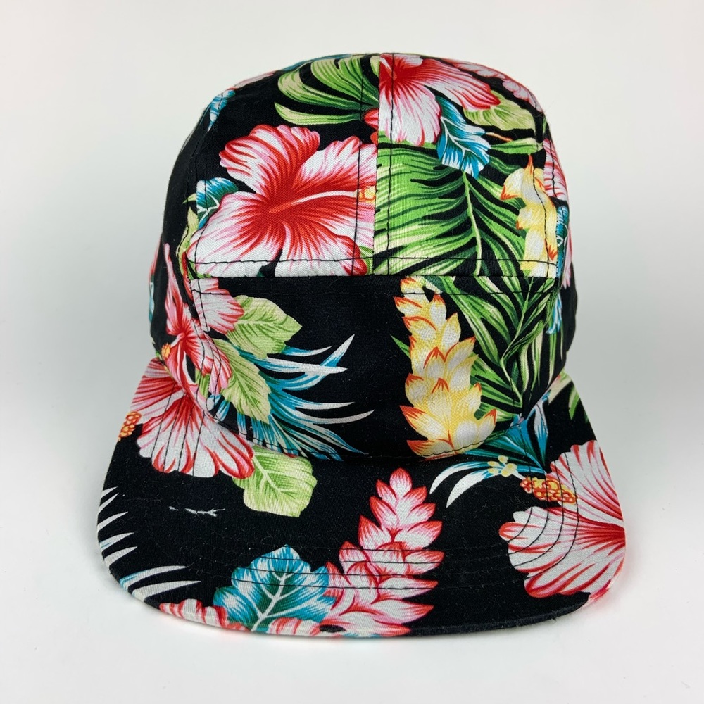 City Hunter Floral Hat with adjustable strapback